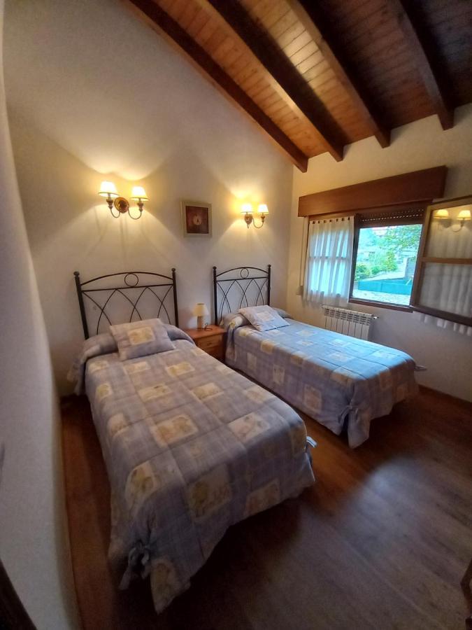 Apartamentos Rurales Llagumelon Villahormes Eksteriør billede